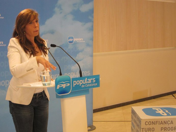 La Presidenta Del PPC, Alicia Sánchez-Camacho Tras La Junta Directiva