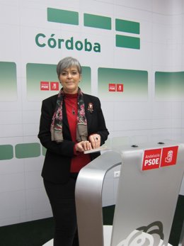 Araceli Carrillo En La Sede Del PSOE