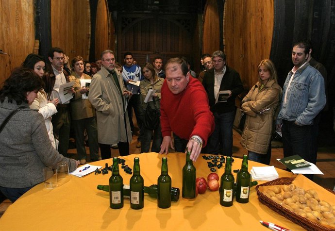 Imagen De Una Cata De Sidra