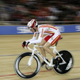 Joan Llaneras se lleva el oro en ciclismo en pista