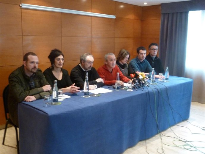 Rueda De Prensa De Representantes De Amaiur.