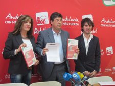 Valderas, Con La Coordinadora De Asociaciones LGTB De Andalucía, Mar Cambrollé