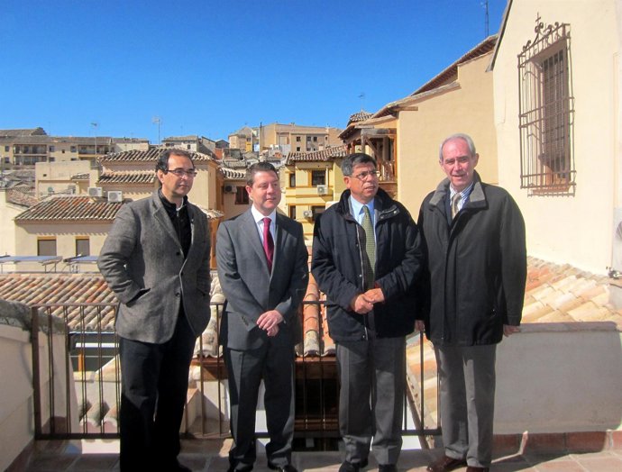GARCÍA-PAGE VISITA CASA REHABILITADA