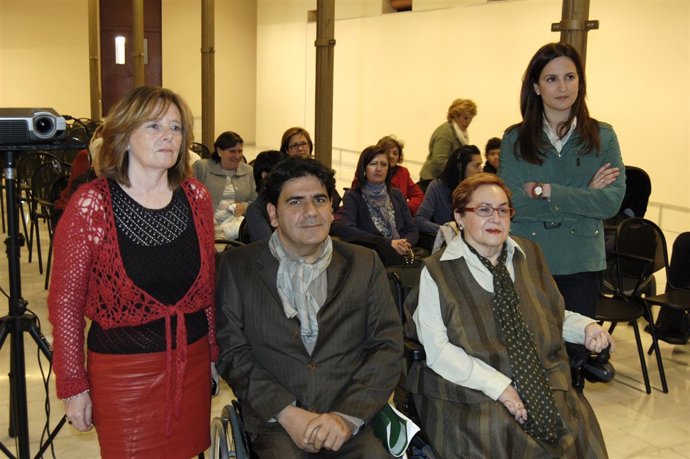 Rivas, Entre Responsables De La Federación Luna, Y Cañero (Dcha.) En El Acto