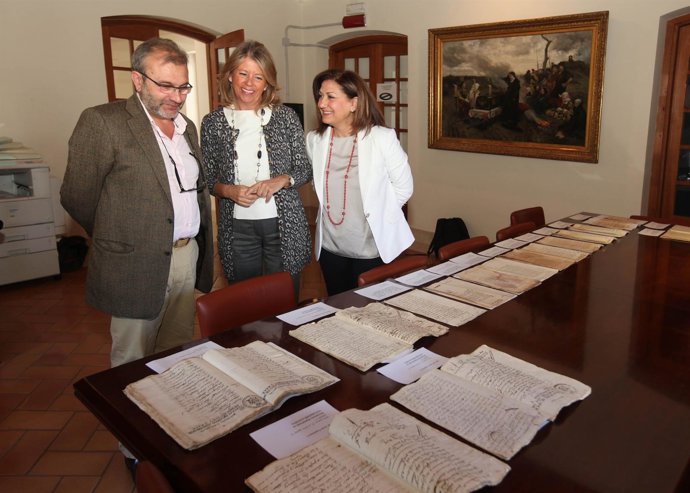 La Alcaldesa De Marbella Presenta Los Actos Por El Bicentenario De 'La Pepa'