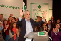 Griñán, seguro de que los socialistas, "como siempre", van a ganar a las encuesta: "si queremos, podemos"
