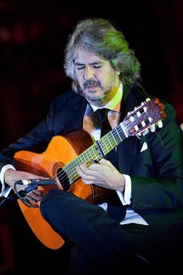 El Guitarrista Miguel Ángel Cortés Llega Al Teatro Central