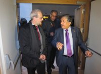 El embajador de Palestina en España lamenta el "doble baremo" a la hora de aplicar la legalidad internacional