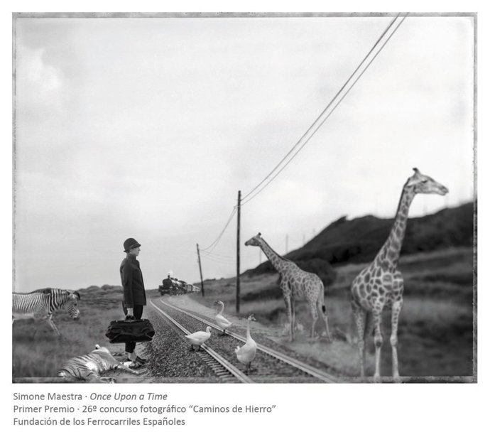 Fotografía De Simone Maestra