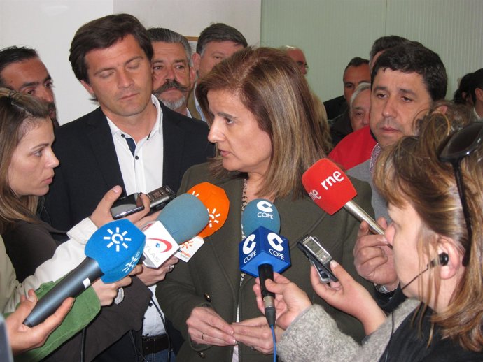 La Ministra De Empleo Y Seguridad Social, Fátima Báñez. 