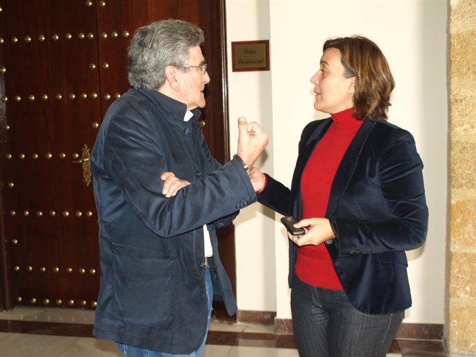 La Alcaldesa De La Línea Continúa Con Su Encierro En La Diputación