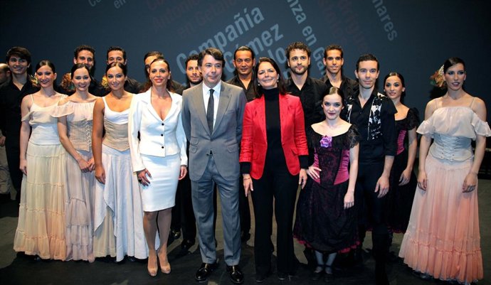 González Con Compañía Aída Gómez