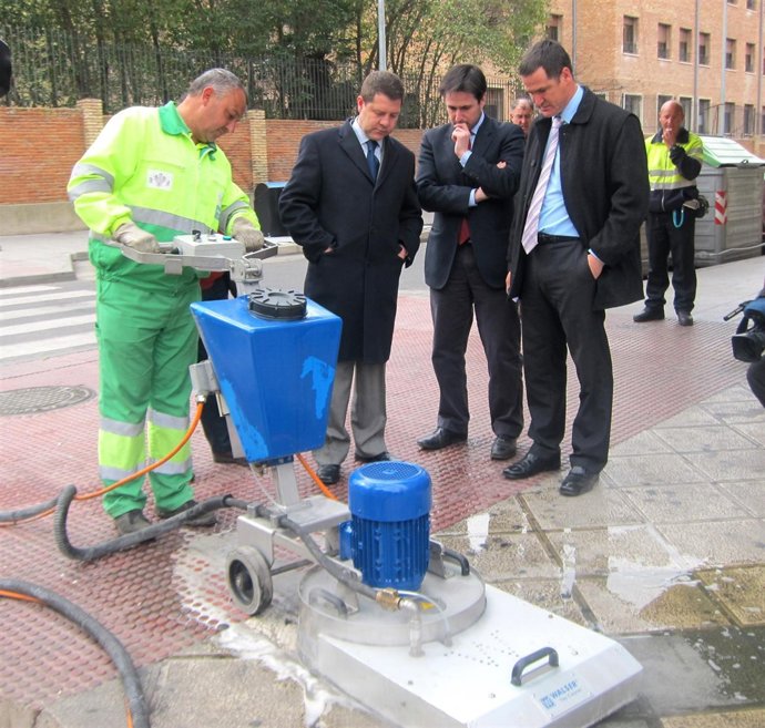 GARCÍA-PAGE Y GABRIEL GONZÁLEZ