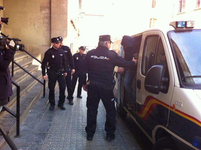 El Acusado, A Su Llegada A La Audiencia