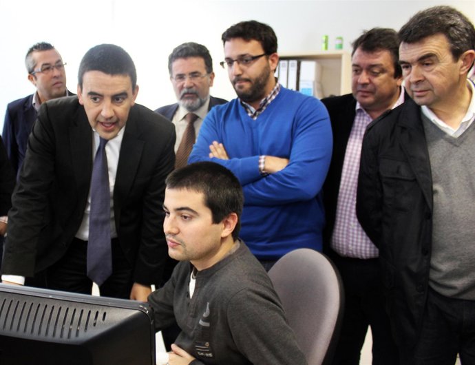 El Candidato Del PSOE De Huelva Al Parlamento Mario Jiménez En El PCTH. 