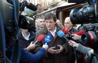 Javier Fernández, convencido de que cuenta con respaldo para liderar un gobierno socialista