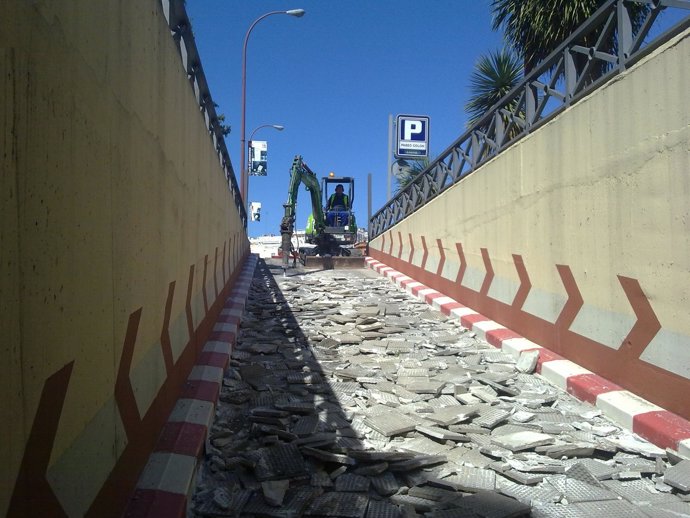 Obras En El Parking De Sando Ubicado En Paseo Colón  De Sevilla
