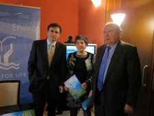 Xavier De Pedro, Josefina Maestu Y César Trillo