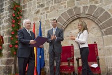 Los Príncipes Entregaron El Premio A Agustín González García De Acilu.