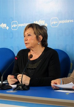 Celia Villalobos Interviene En La Rueda De Prensa.