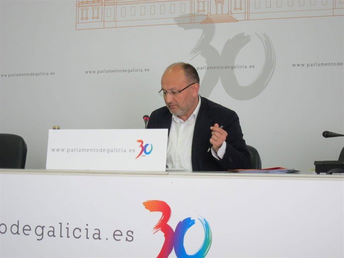 El Portavoz Parlamentario Del Psdeg, Abel Losada, En Rueda De Prensa