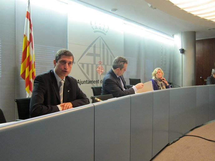 J.Martí (Concejal Presidencia Barcelona) J.Forn (Teniente Alcalde) B.Pajares(PP)