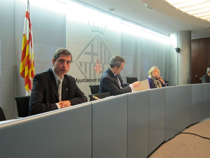 J.Martí (Concejal Presidencia Barcelona) J.Forn (Teniente Alcalde) B.Pajares(PP)