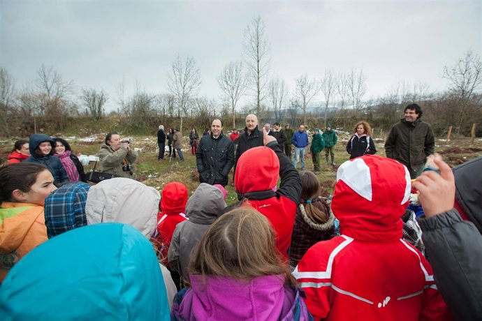 Diego En El Día Del Árbol