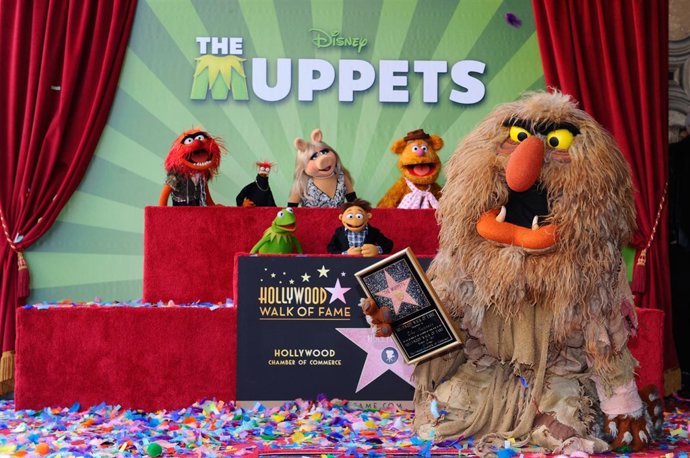 Los Muppets, Teleñecos, Recogen Su Estrella En El Paseo De La Fama