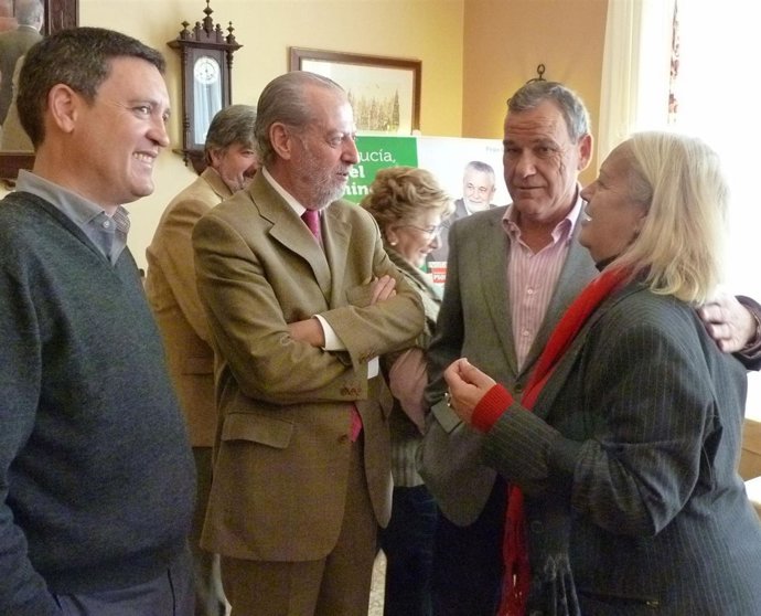 Villalobos Participa En Un Encuentro En Écija