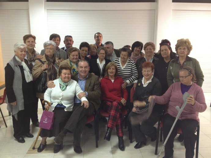 Oña, Junto A Mayores De Vélez-Málaga