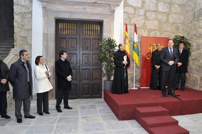 Sanz Inaugura El Refectorio De San Millán