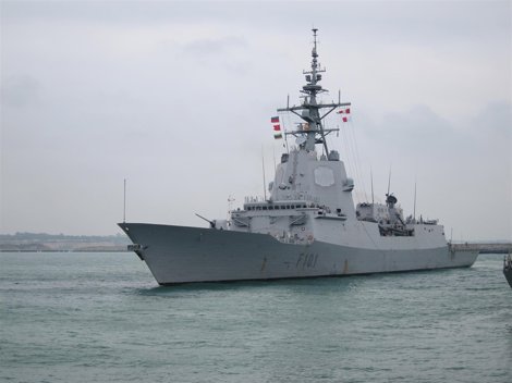 Fragata De La Armada Española En La Base De Rota