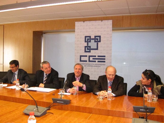 Reunión De La Junta Y La Asociación De Academias Privadas De Granada