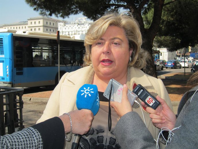 La Consejera Clara Aguilera, En Madrid