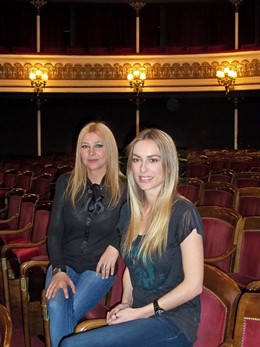 Las Actrices Amparo Larrañaga Y Kira Miró