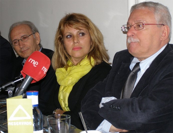 E Izquierda A Derecha: José Luis Alonso De Santos, Paloma Hidalgo, Joaquín Legui