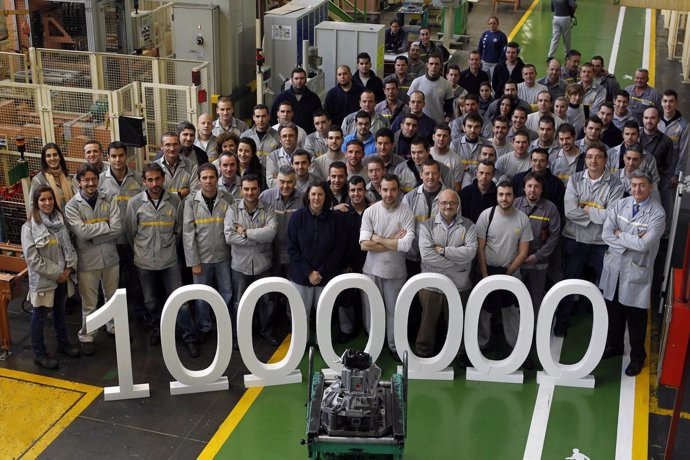 Trabajadores De Renault Sevilla En Un Reciente Hito