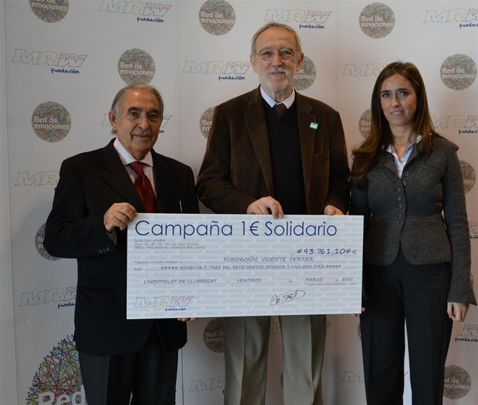 Fundación MRW Entrega Cheque A La Fundación Vicente Ferrer