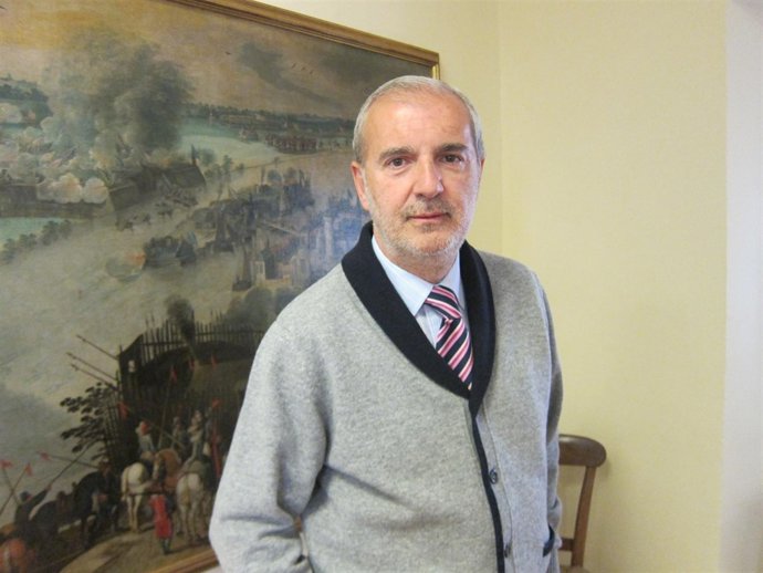 Santos Benítez, Pregonero De La Semana Santa De Cáceres