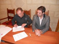 El alcalde de Rasquera dice que la operación policial "no afecta" al proyecto