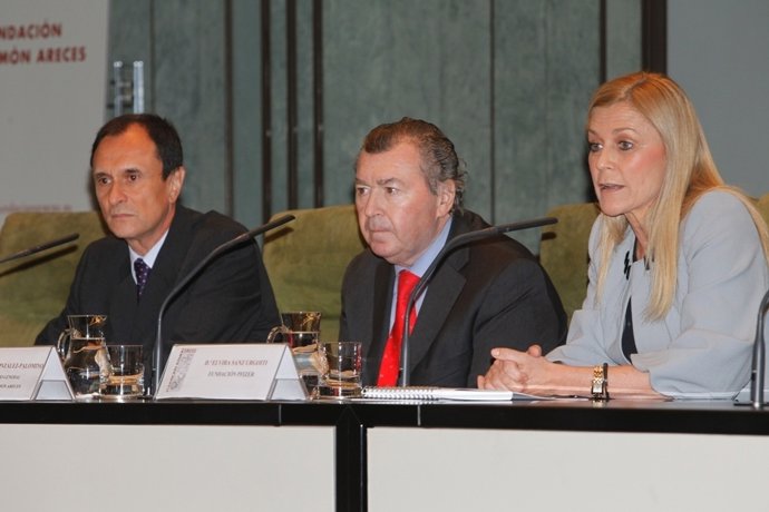 Los Ponentes Explican Las Novedades Del II Foro De Investigación Biomédica