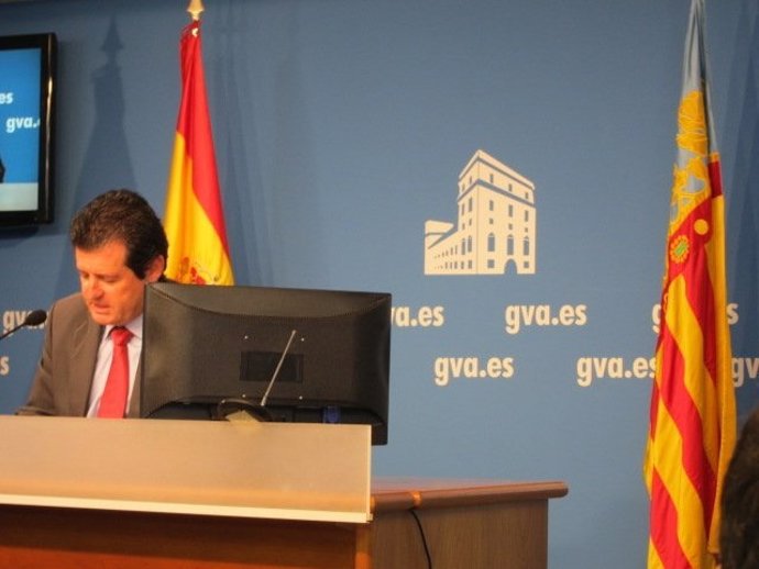 Císcar En La Rueda De Prensa Del Consell