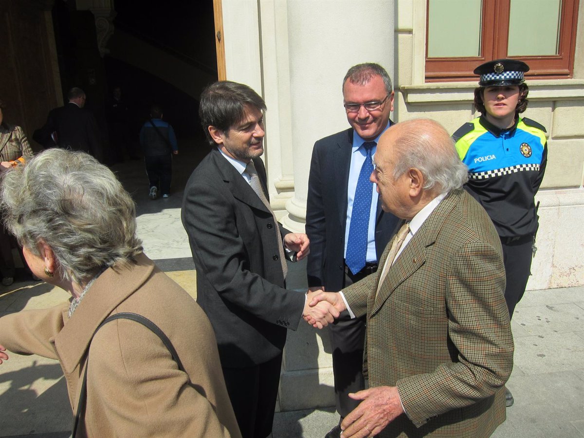 Pujol padre e hijo simbolizan el relevo generacional en CDC con un