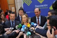 Pastor asegura que los presupuestos incluirán una consignación "para ejecutar el AVE a Galicia a buen ritmo"