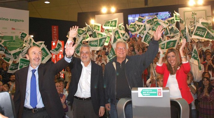 Griñán Cierra Campaña Arropado Por Rubalcaba Y Felipe González.