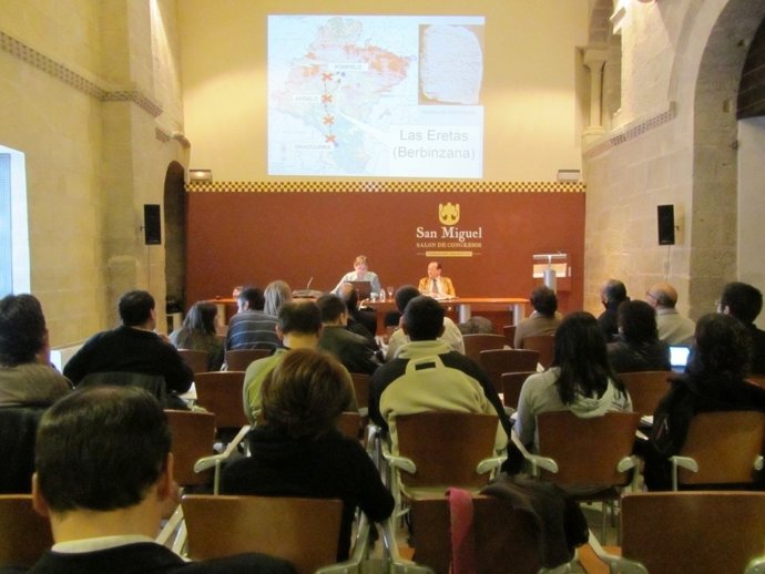 Una De Las Sesiones Del Seminario En Uncastillo (Zaragoza)