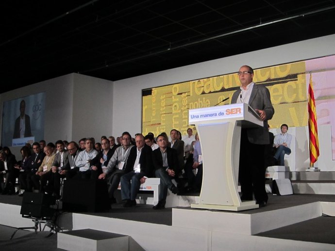 Felip Puig En El XVI Congreso De CDC