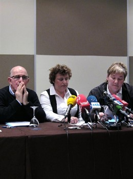 El Hermano, La Viuda Y La Cuñada De Olaciregui.