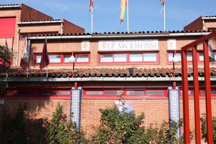 COLEGIO SAN ILDEFONSO , TALAVERA